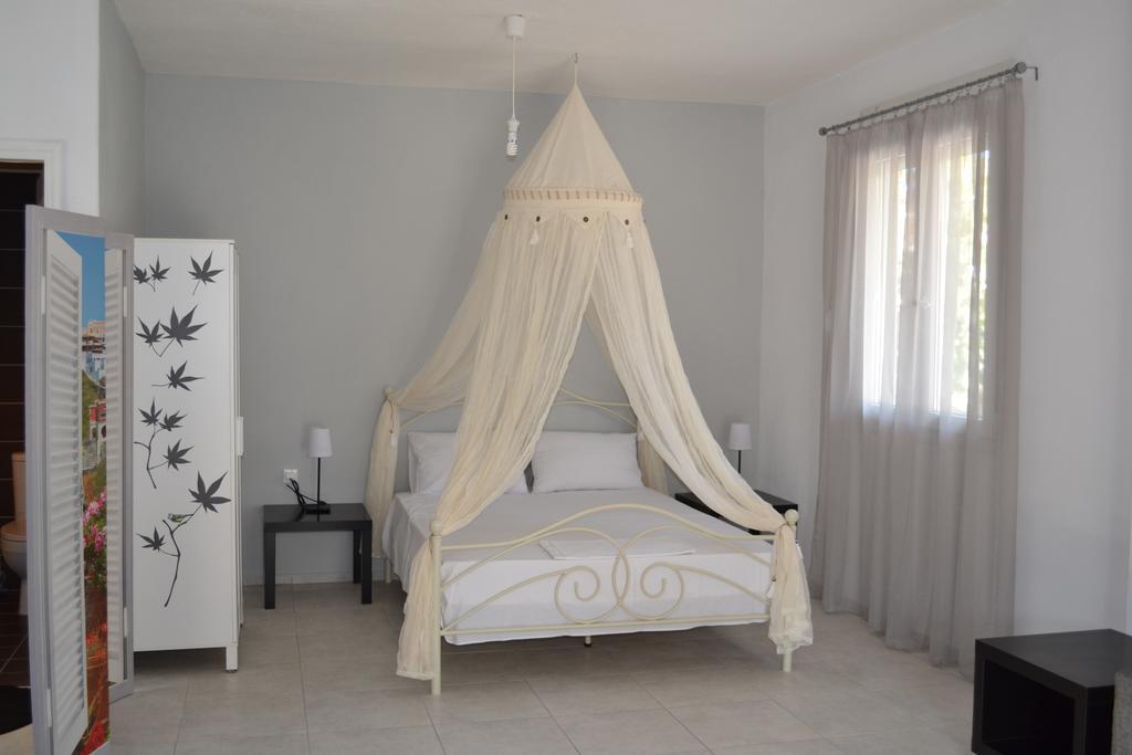 Alexandros Apartments Drepano  Room photo
